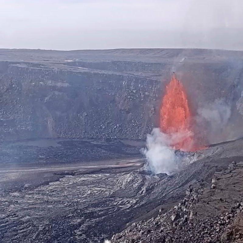 Hawaii's Kilauea volcano puts on dazzling show with lava fountains hundreds of feet high
